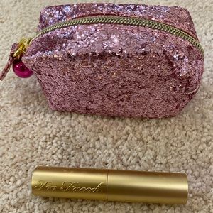 *BRAND NEW* Tarte Lipstick + Bag